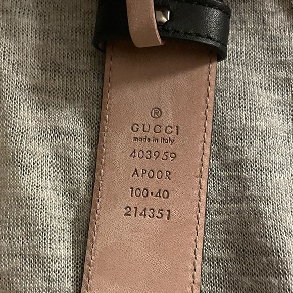 Authentic Gucci Leather Belt - Picture 4 of 5